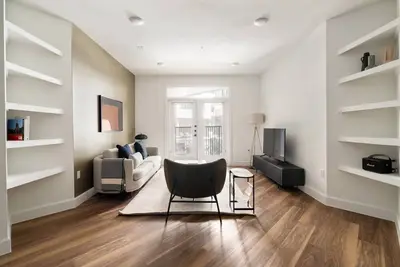 Image de Stylish East Austin 2br w/ Gym, Pool & W/D, nr shops, by Blueground