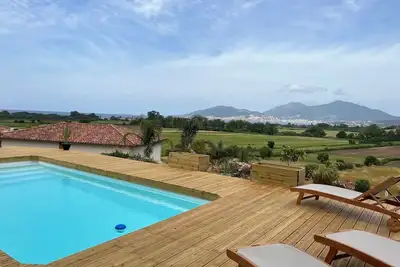 Image de Villa contemporaine avec vue panoramique mer