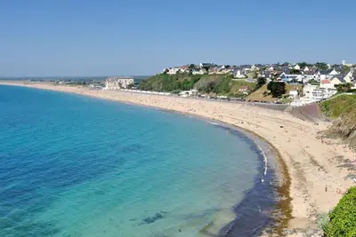 Image de Villa Neuve, La Donvillaise, Au Calme, centre de Donville, à 5 mn de la plage