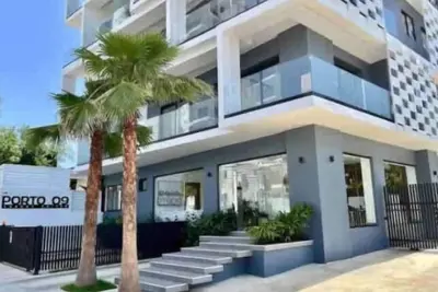 Image de modern rooftop pool apartment