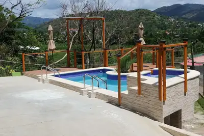 Image de 1 Modern A/C apartment with pool. Walking distance from beach, shop & restaurant