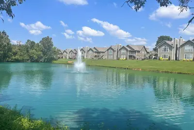 Image de Spacious &  Modern 2bd/2ba Corporate Condo w/Dedicated Workspace