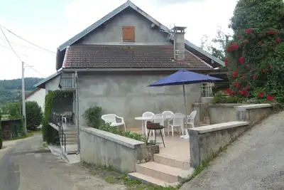 Image de maison T3 avec terrasse et balcon