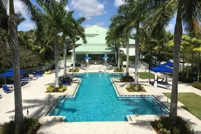 Image de Beautiful Resort in Miami for One Week!