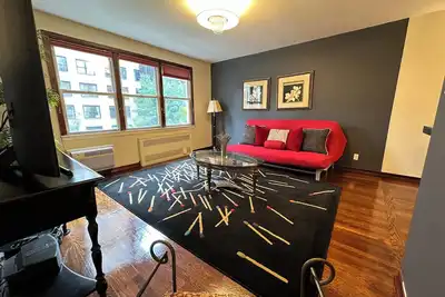 Image de Discover Midtown charm near 5th Ave