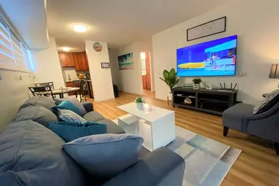 Image de Cozy Condo At Waikiki Beach 2 Beds & 2 Baths, with 1 free parking space