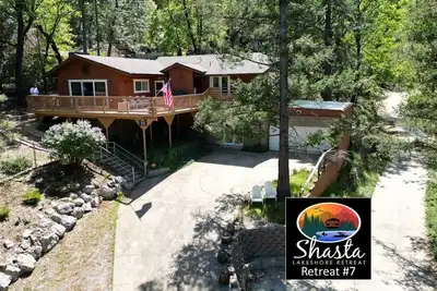 Image de Luxury at the Lake - Large Lakeview - Game Room    - Shasta Lakeshore Retreat #7