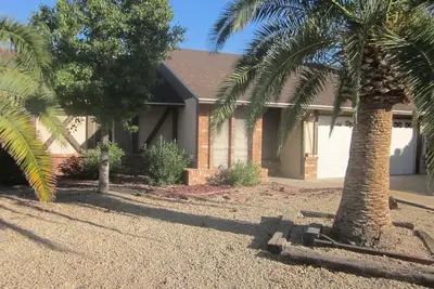 Image de 4 Bedroom Home/  * Casino/ State Farm Stadium only 2 Miles