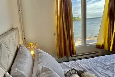 Image de Luxury Waterfront Cottage on Georgian Bay