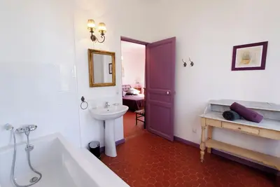 Image de Château pour 12 personnes avec piscine