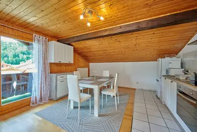 Image de Spacious vacation apartment 72 m², 1-4 persons, 2 bedrooms, Wlan, balcony