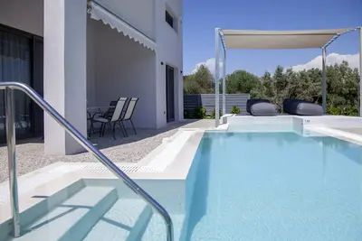 Special Offer! Brand new Villa Naiades with Private Pool -Absolute Privacy