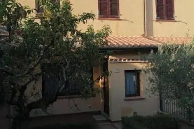 Image de Townhouse 4 km from St. Francesko airport halfway between Assisi and Perugia