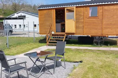 Image de Bauwagen für 2 Personen, Ruhige Lage, Sehr Idyllisch, Hund Erlaubt!