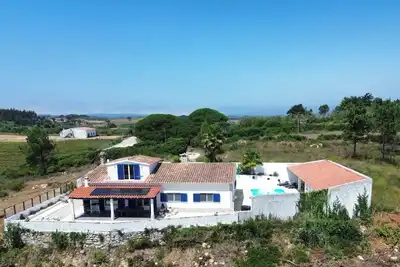 Image de Villa with fabulous views, pool, pool table, table tennis table, 15mins to beach