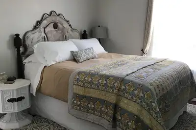 Image de Quaint historic town cottage - 20min from Cook forest