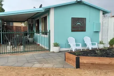 Image de 2 bedroom pet friendly cottage right next to the lake