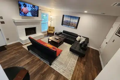 Image de Midtown Near John Knox-Luxe Beds-Walk to Lake Ella