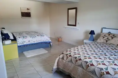 Image de Beautiful Rural Ground Floor Flat with Waterfront View