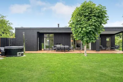 Image de Belle maison à Odder avec sauna