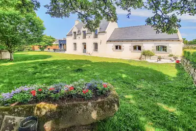 Image de Jolie maison à Kerlouan avec WiFi