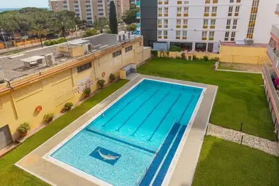 Image de Bel appartement pour 4 personnes avec piscine, Wifi, Tv, balcon et parking