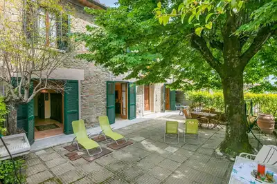 Merveilleuse maison de vacances privée pour 5 personnes avec Wifi, Tv, patio et animaux admis