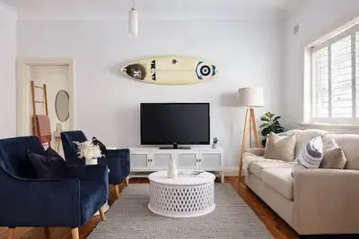 Image de Edward Escape - Short Walk to Beach