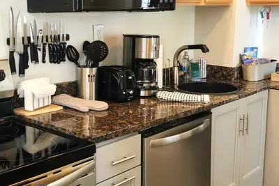 Image de Condo Downtown confortable avec piscine!