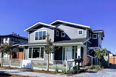 Image de Luxury 3 Bedroom Townhome-Centrally located in Bay Area access to Sf, Palo Alto