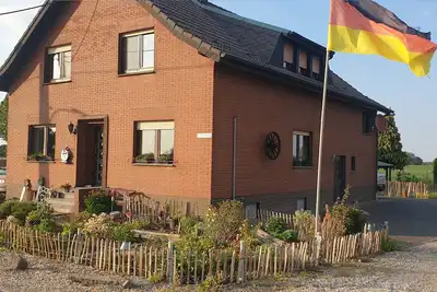 Image de Vacations at the Kerschenhof with goats, sheep and llamas