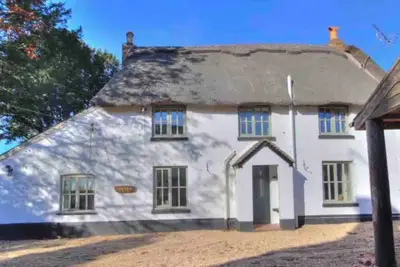 Image de Holly Cottage Poole. Quaint Thatch. Jurassic Coast