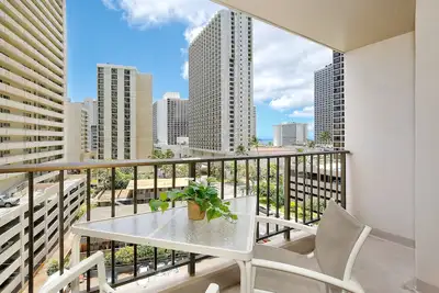 Image de Peak-a-Boo Ocean & Sunset Views, A/C, Wi-Fi, Free Wi-Fi, Close to Beach!