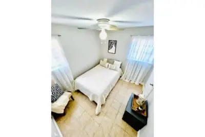 Image de Great corner house. Pets and kids welcomed!