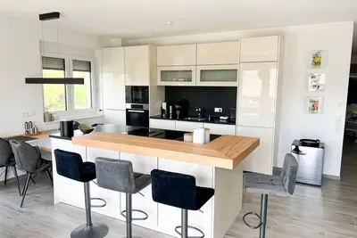 Image de Gemütliche & Luxuriöse Ferienwohnung in Top-lage