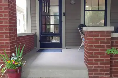 Image de Modern 2 bedroom getaway with ammenities!