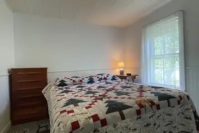 Image de Quaint Retro Ash Cove Cottage