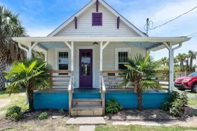 Image de Coastal Classic (2-Bedroom Villa) by RedAwning