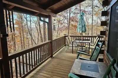 Image de Relaxing 2 bedroom 2 bath cabin minutes from Dahlonega city center!
