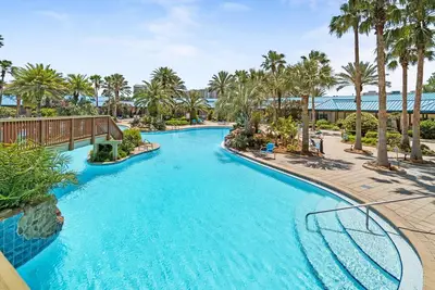 Image de 21017 Gulf Views ~ Pool side Bar & dining ~ Book Jun 14th ~ 3 Bdrm ~Lagoon Pool