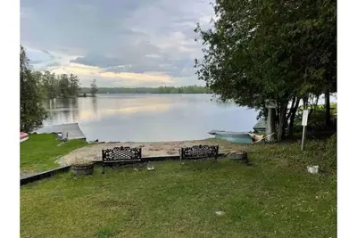 Image de Beautiful Lake Front Cottage