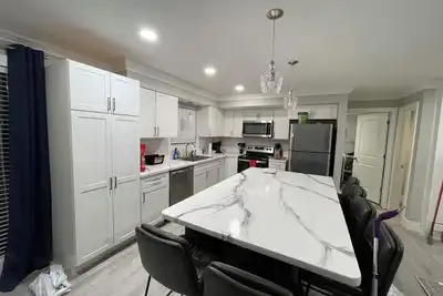 Image de Eagles Nest - 3 Bedroom home with private dock - no wake cove