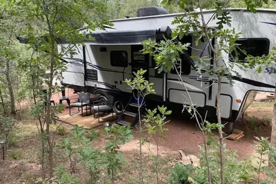 Image de Unique forest adventure 10 Glamper