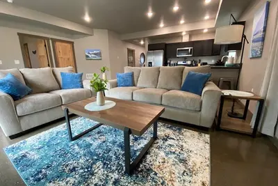 Image de Upper Mesa Villa #4, Glacier Suites - Upper Mesa Villa #4
