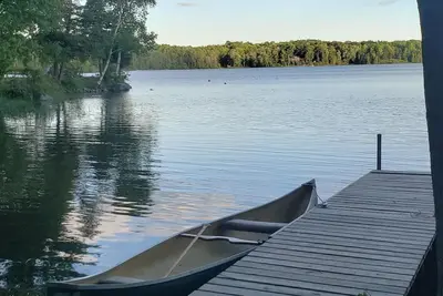 Image de Seasonal waterfront retreat on Sharbot Lake