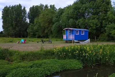 les 3 roulottes du Moulin de Palet