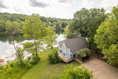 Image de Kiwanie Lodge, Large Lakefront Home, Sleeps 12