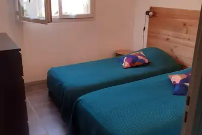 Image de maison calme entre Mer et Montagne