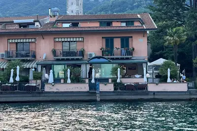 Image de New and elegant apartment directly overlooking the lake:wonderful view