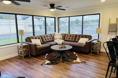 The Loft at 122